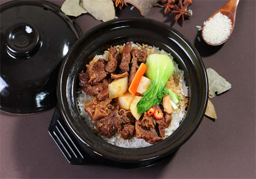 煲煲用心煲仔饭